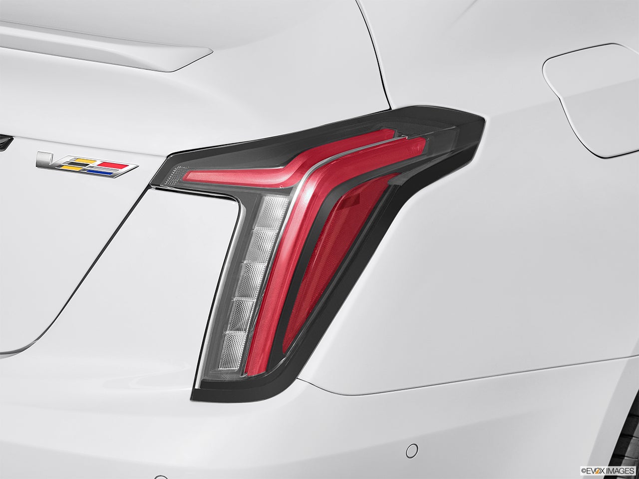 2026 Cadillac CT5-V photo