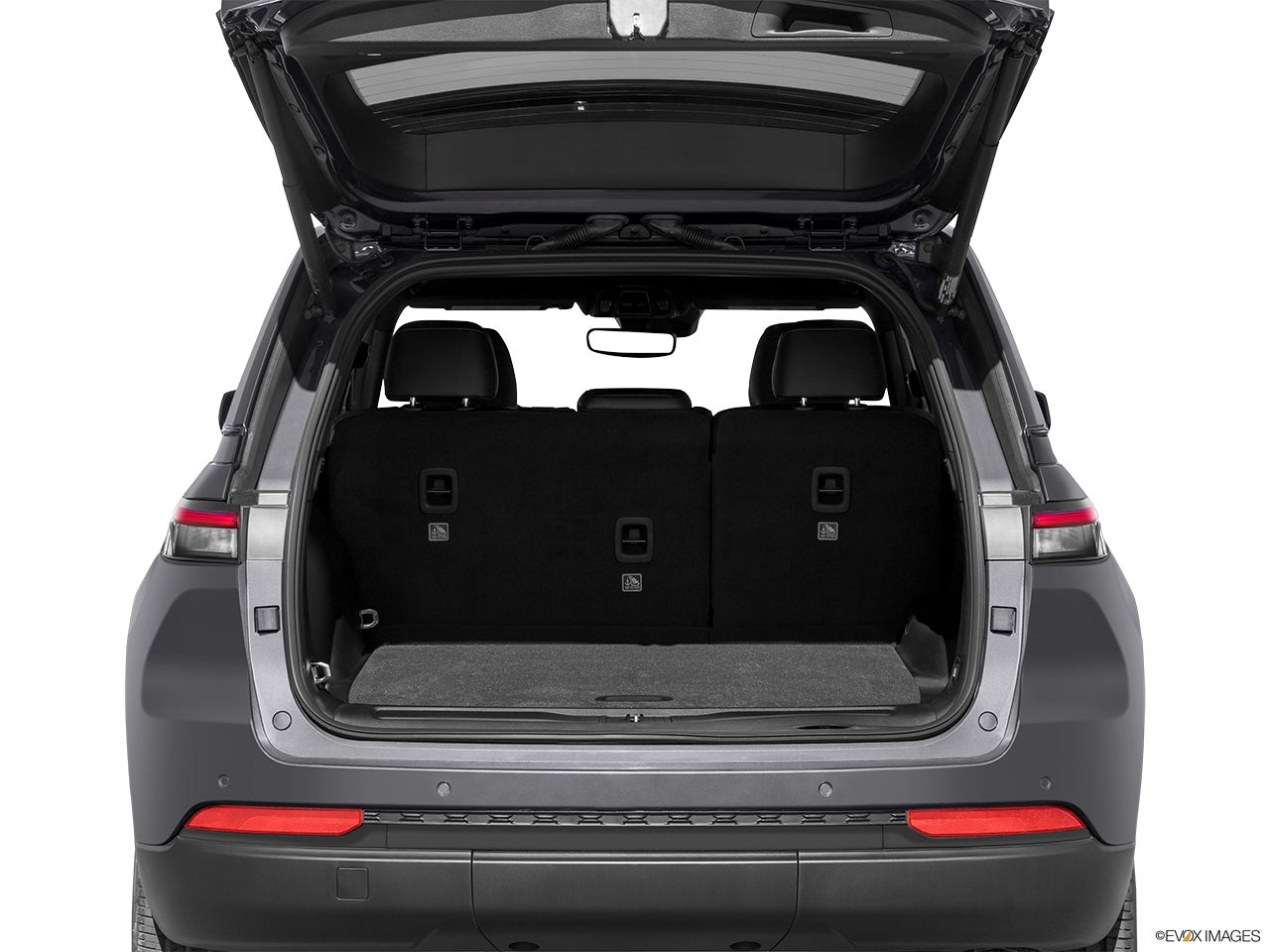 2025 Jeep Grand Cherokee photo
