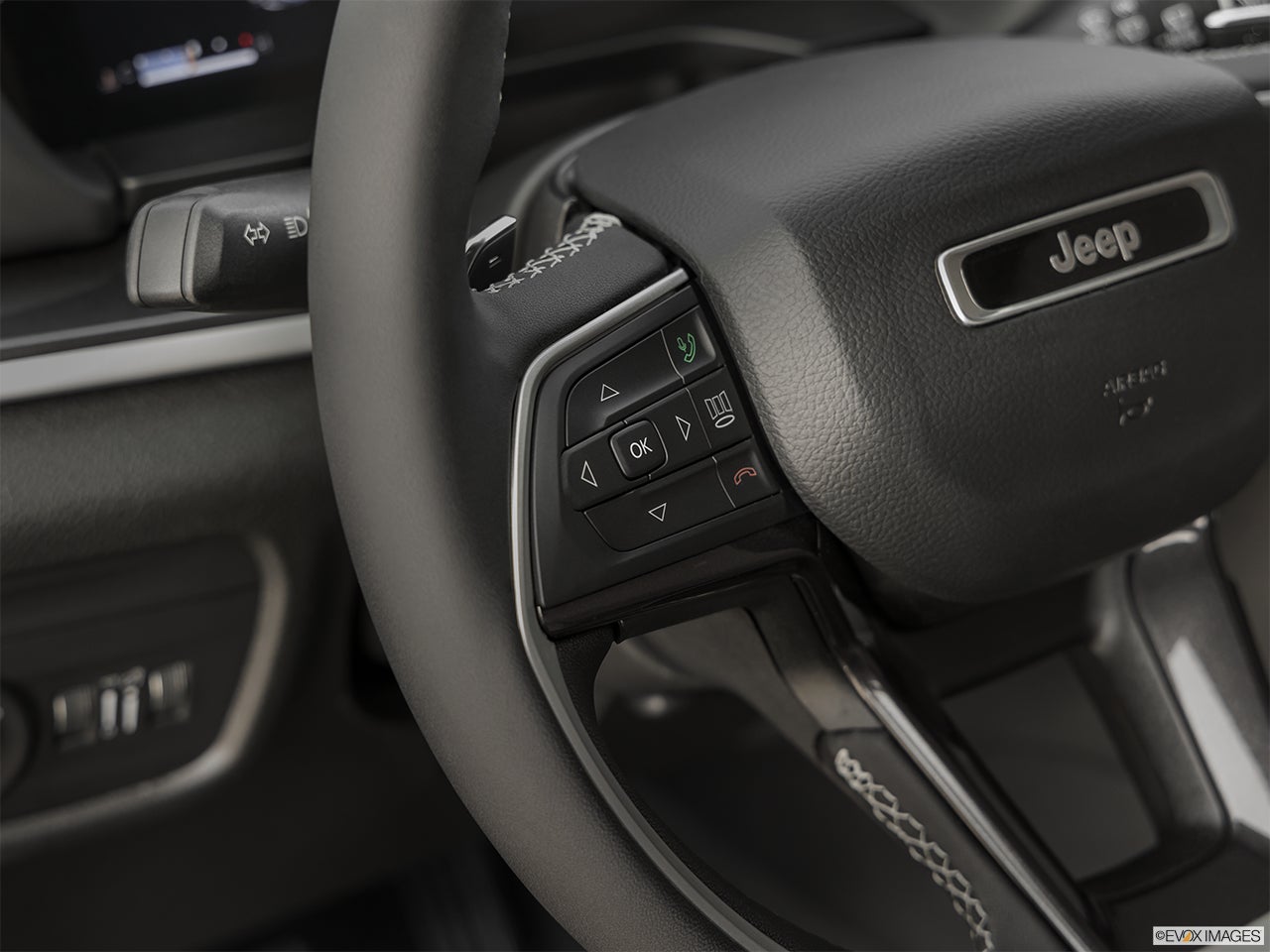 2025 Jeep Grand Cherokee photo