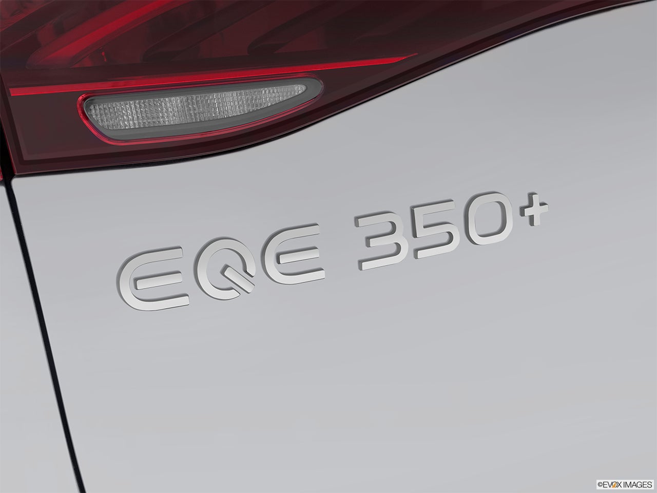 2024 Mercedes-Benz EQE photo