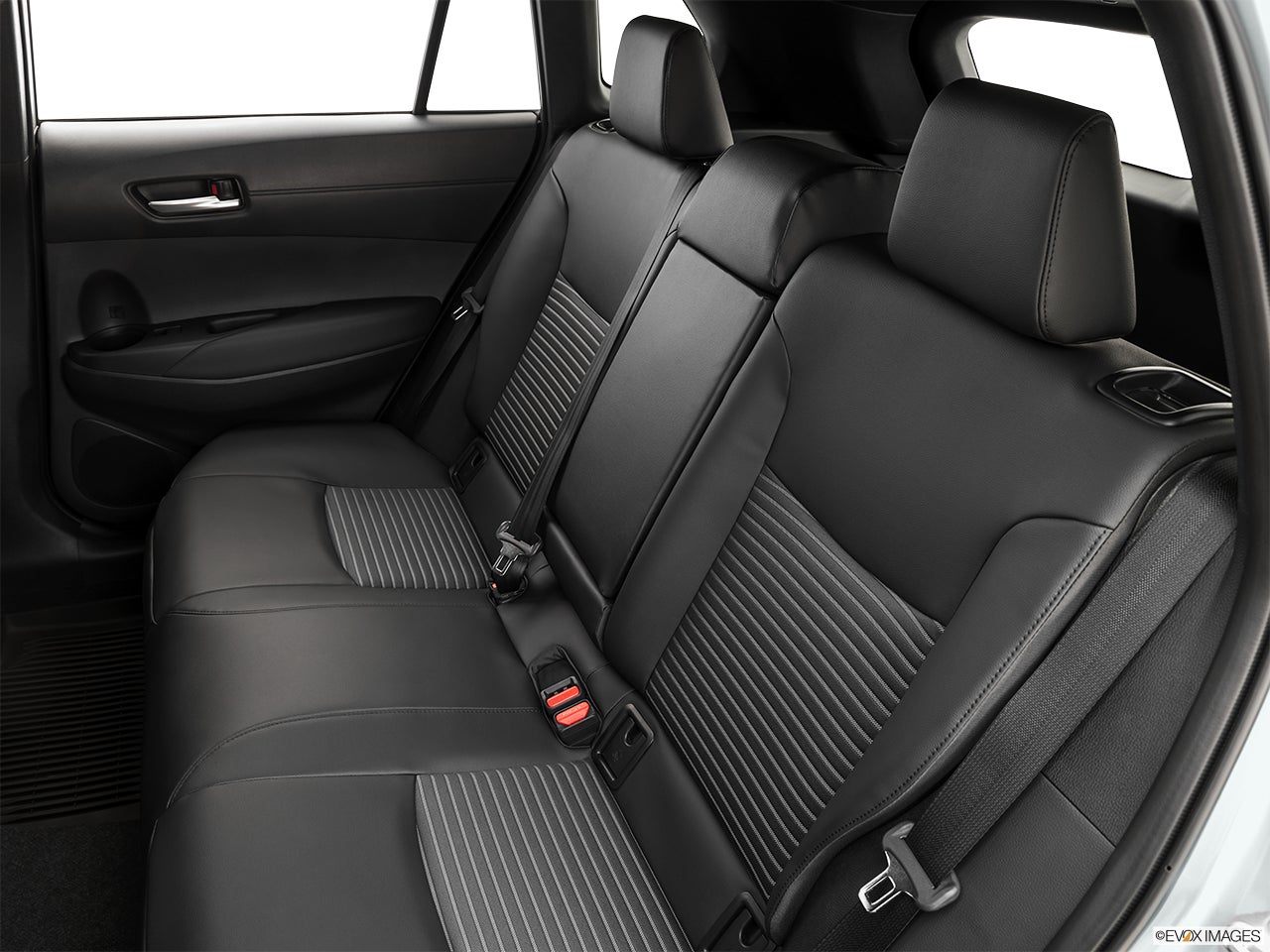 2025 Toyota Corolla Cross Hybrid photo