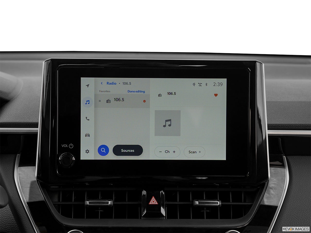 2025 Toyota Corolla Cross Hybrid photo