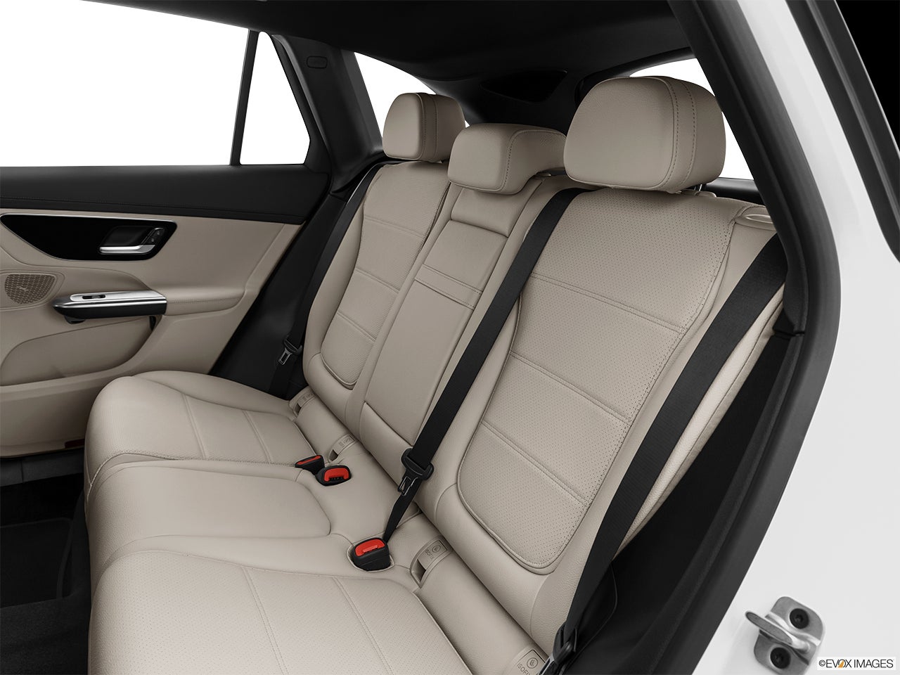 2026 Mercedes-Benz GLC photo