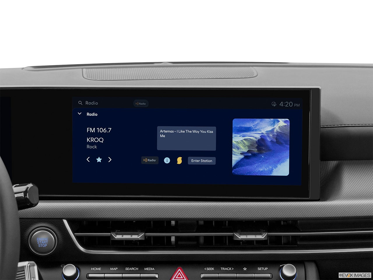 2025 Hyundai SONATA photo