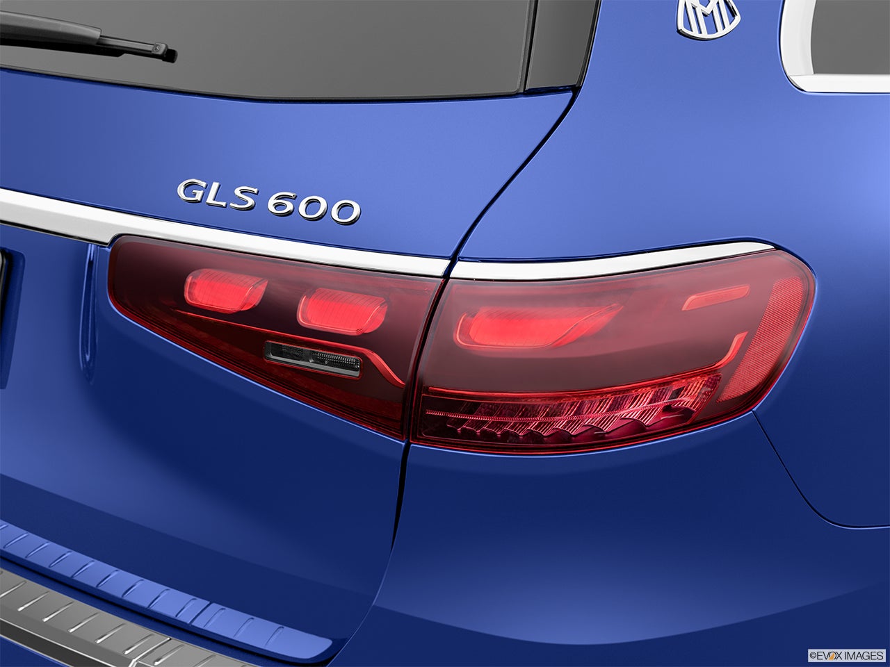 2025 Mercedes-Benz GLS photo