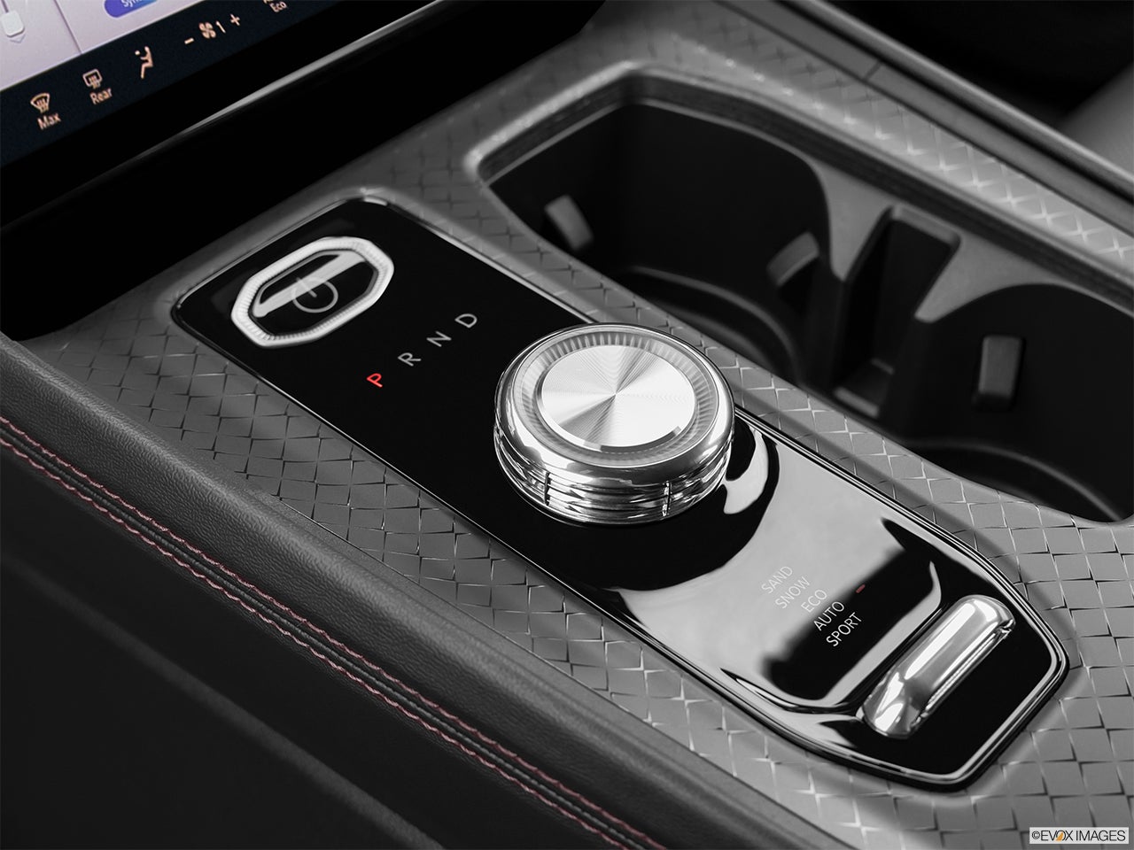 2026 Jeep Wagoneer S photo