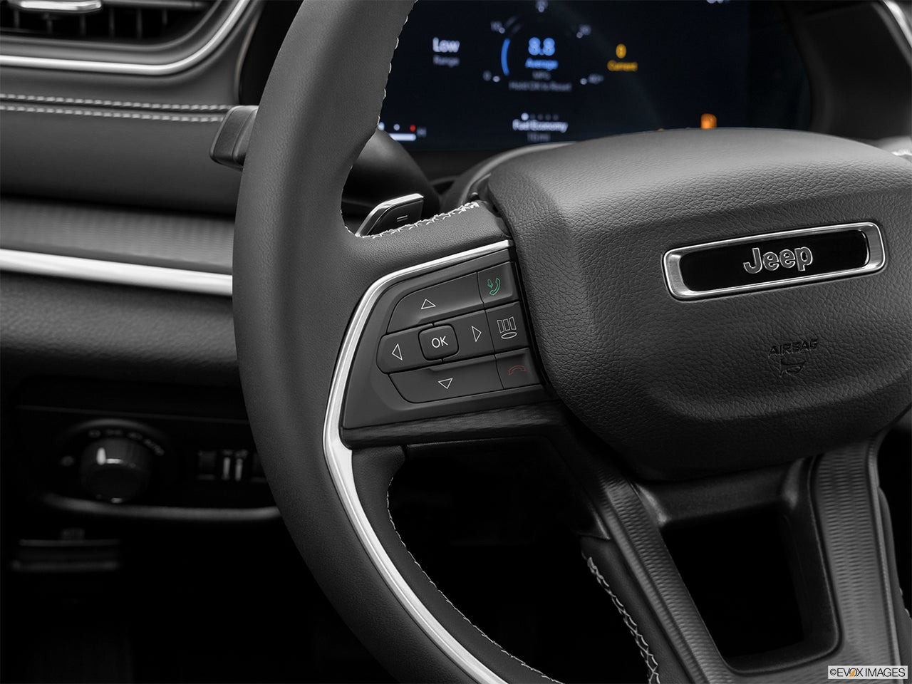2025 Jeep Grand Cherokee L photo
