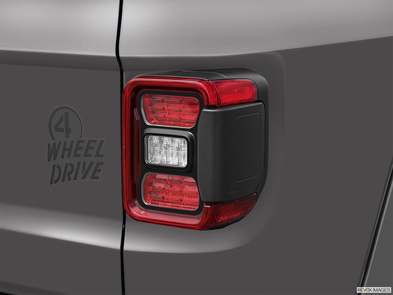 2025 Jeep Gladiator photo