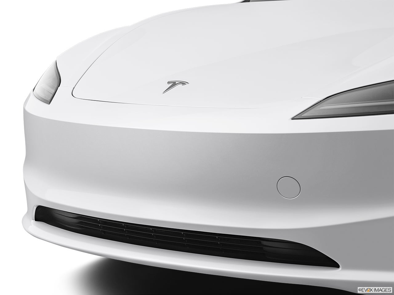 2025 Tesla Model 3 photo