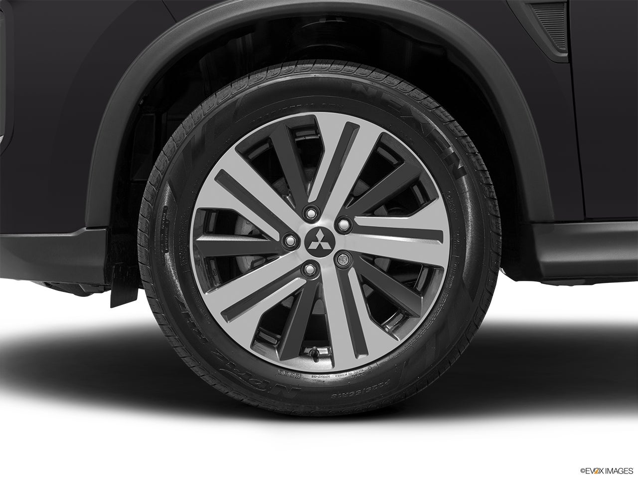 2025 Mitsubishi Outlander Sport photo
