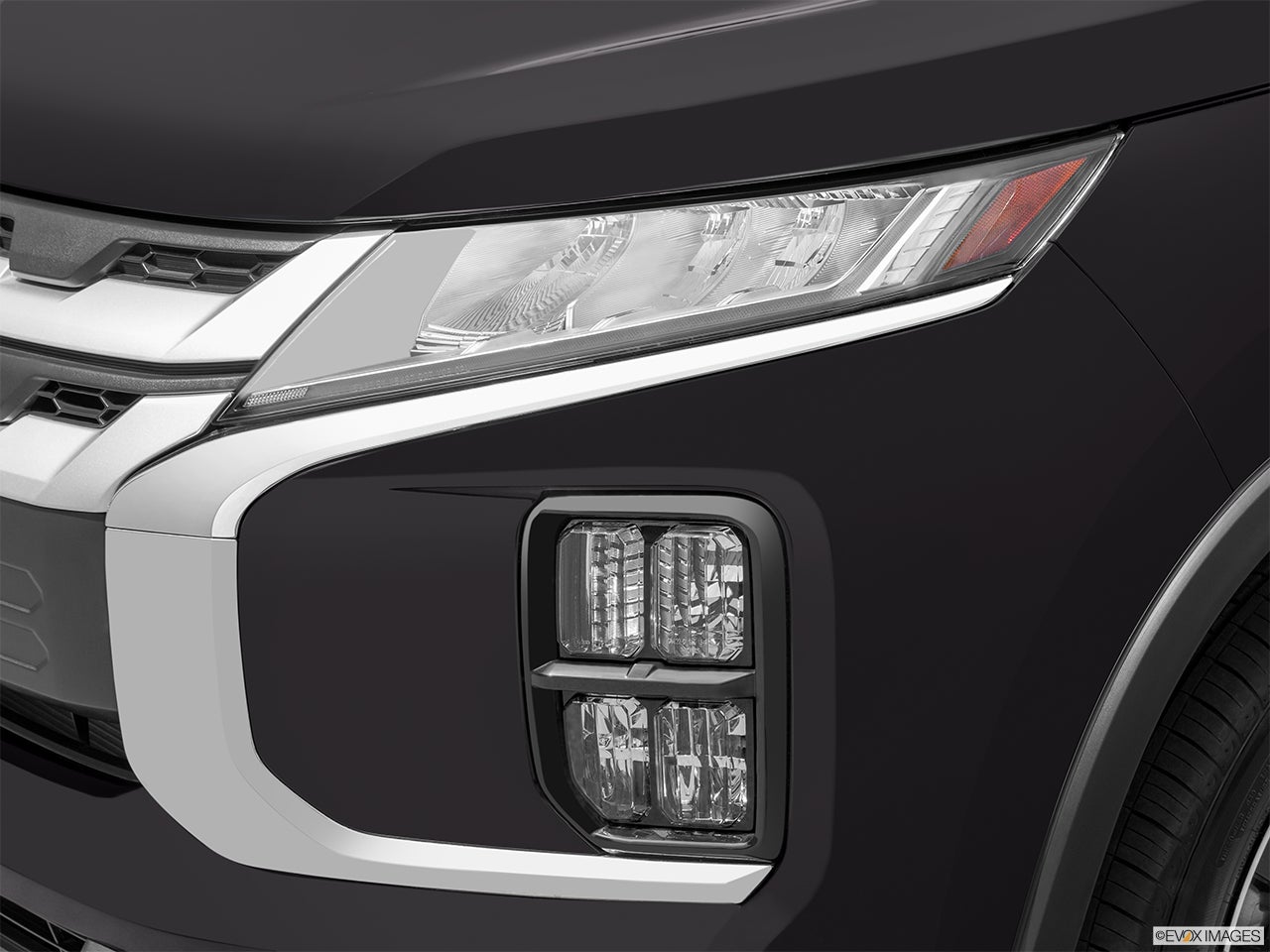 2025 Mitsubishi Outlander Sport photo