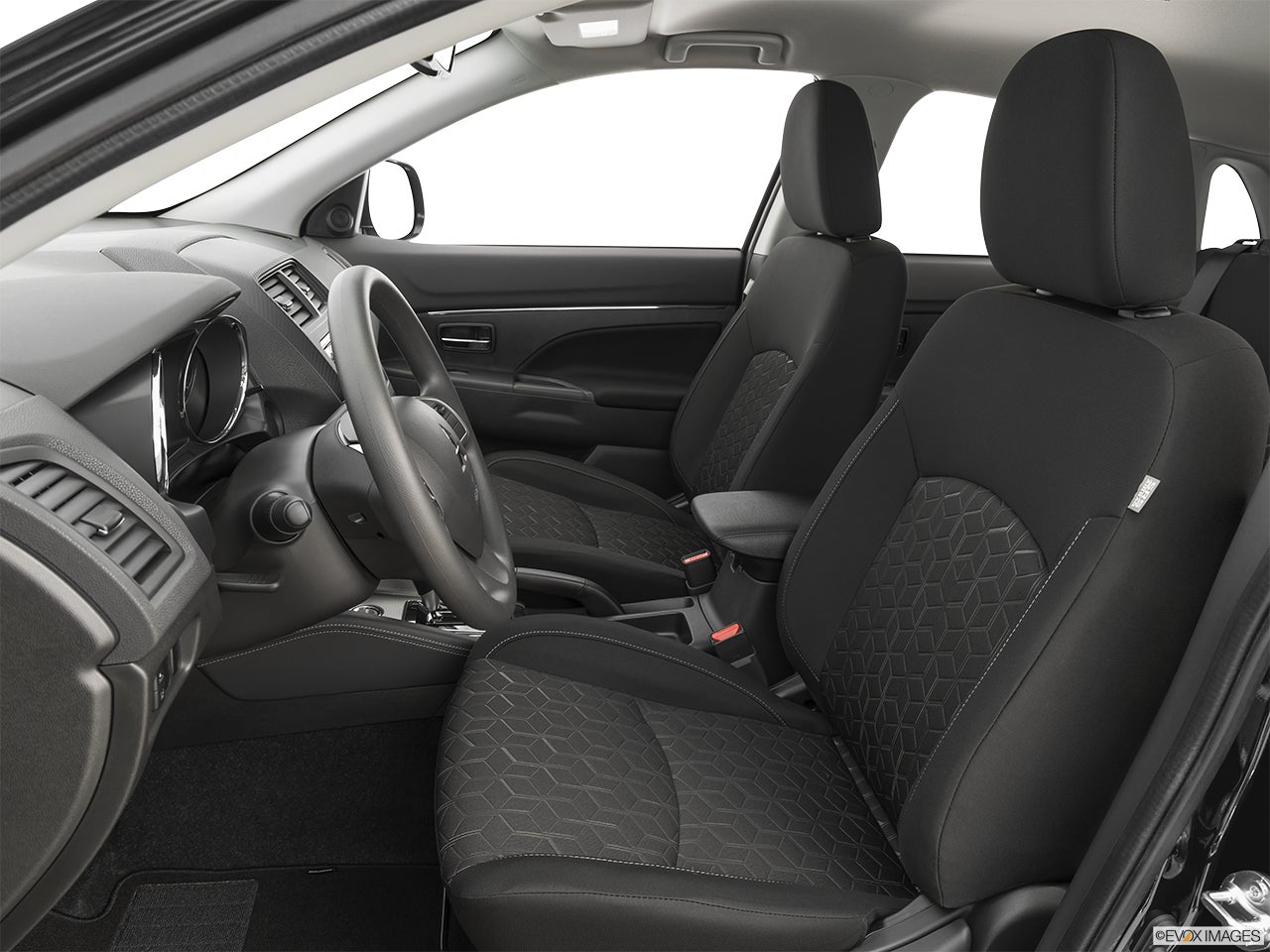 2025 Mitsubishi Outlander Sport photo