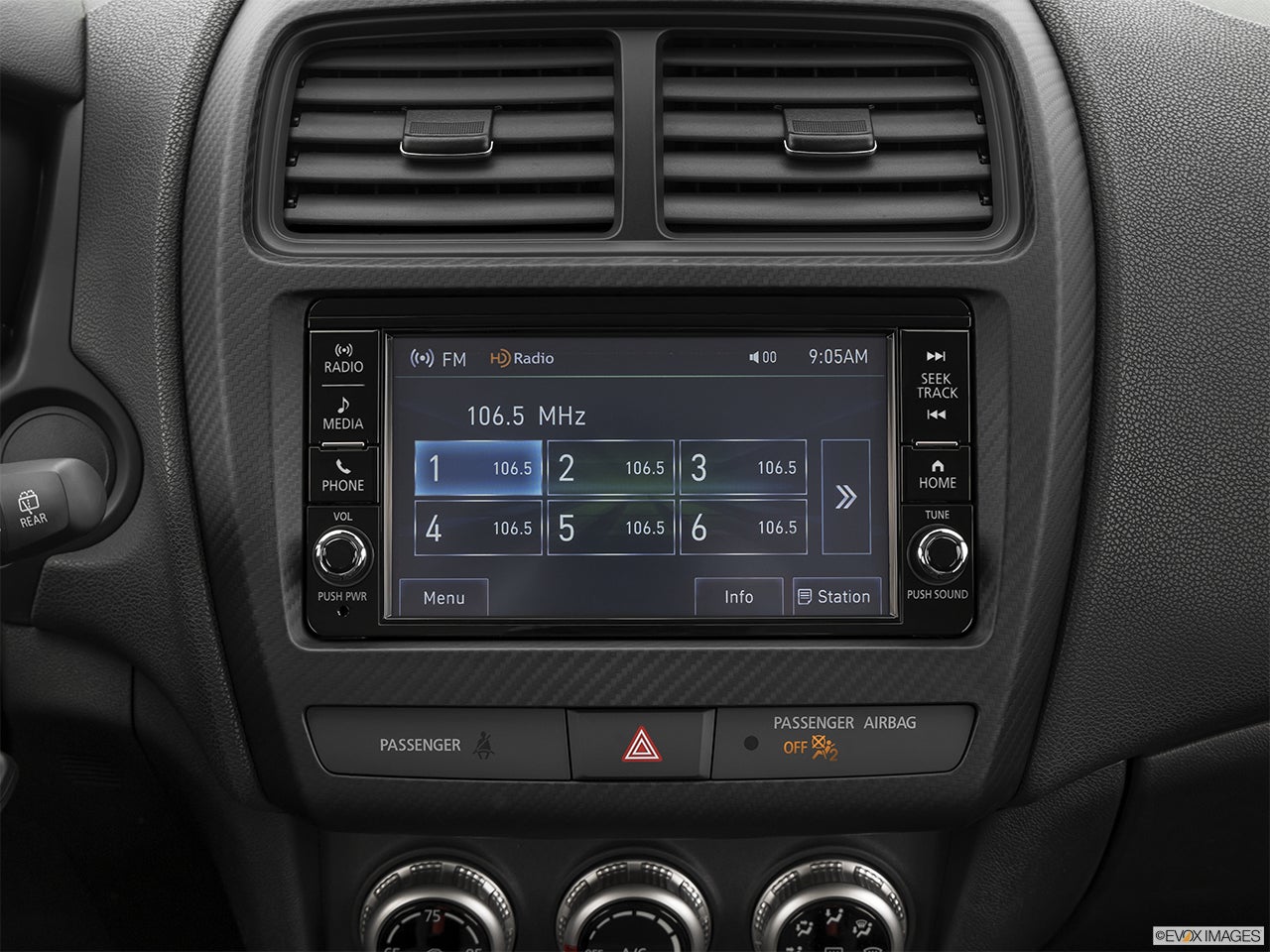 2025 Mitsubishi Outlander Sport photo