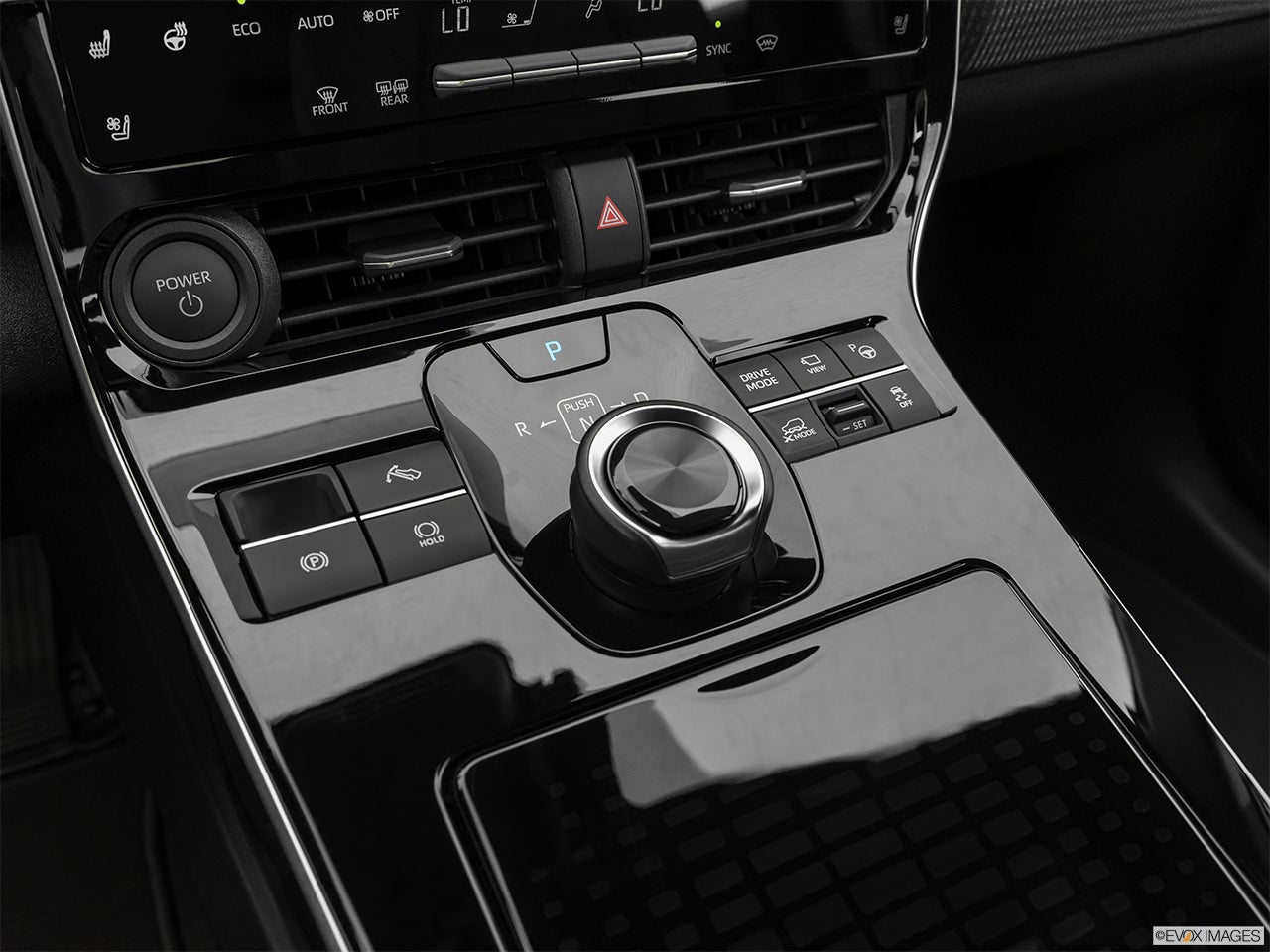 2026 Subaru Solterra photo