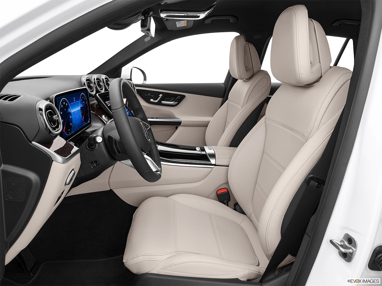 2025 Mercedes-Benz GLC photo