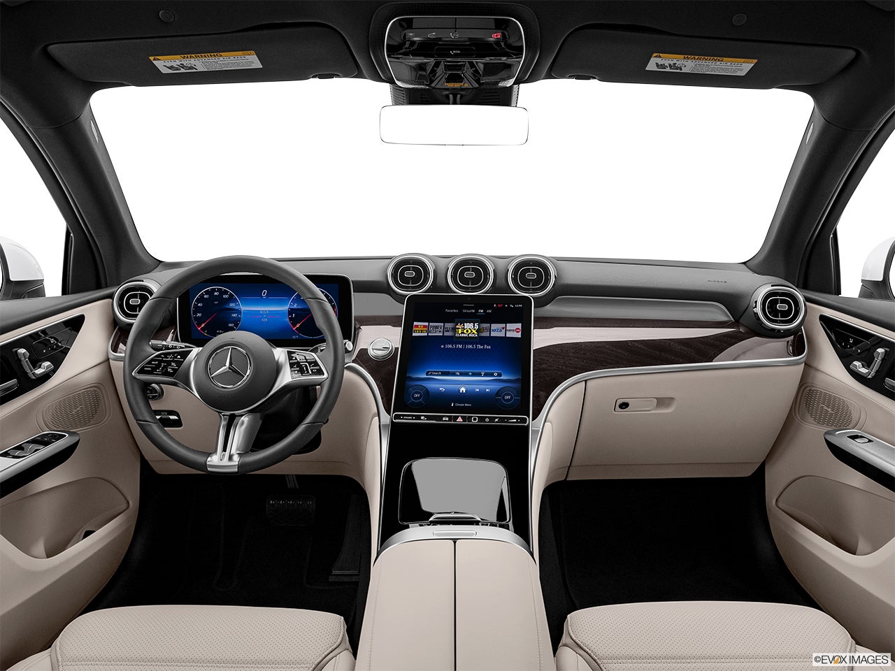 2025 Mercedes-Benz GLC photo