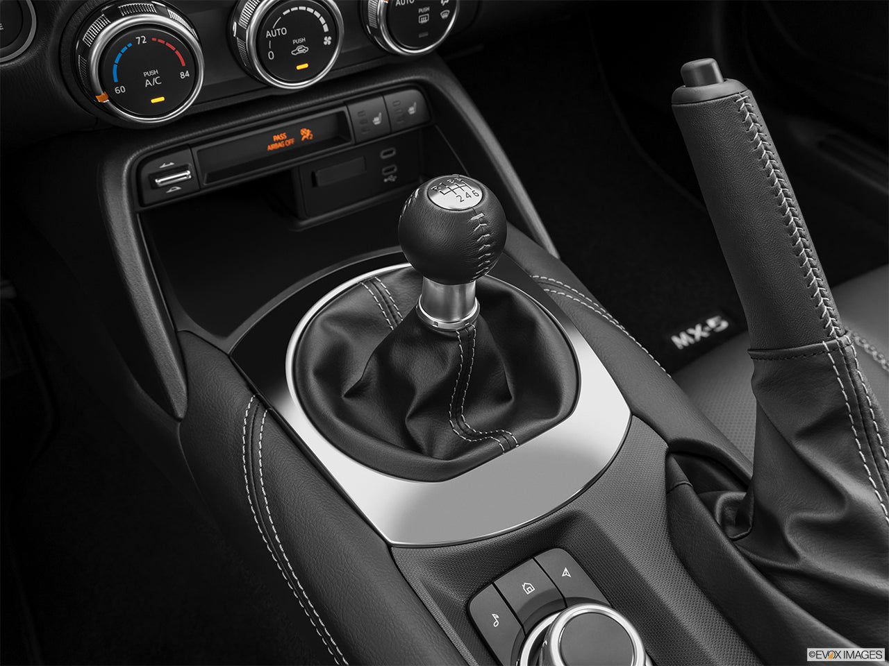 2026 Mazda MX-5 Miata RF photo