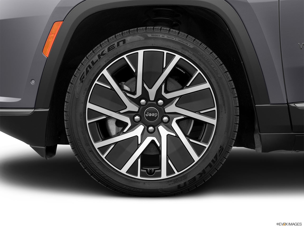 2025 Jeep Wagoneer S photo
