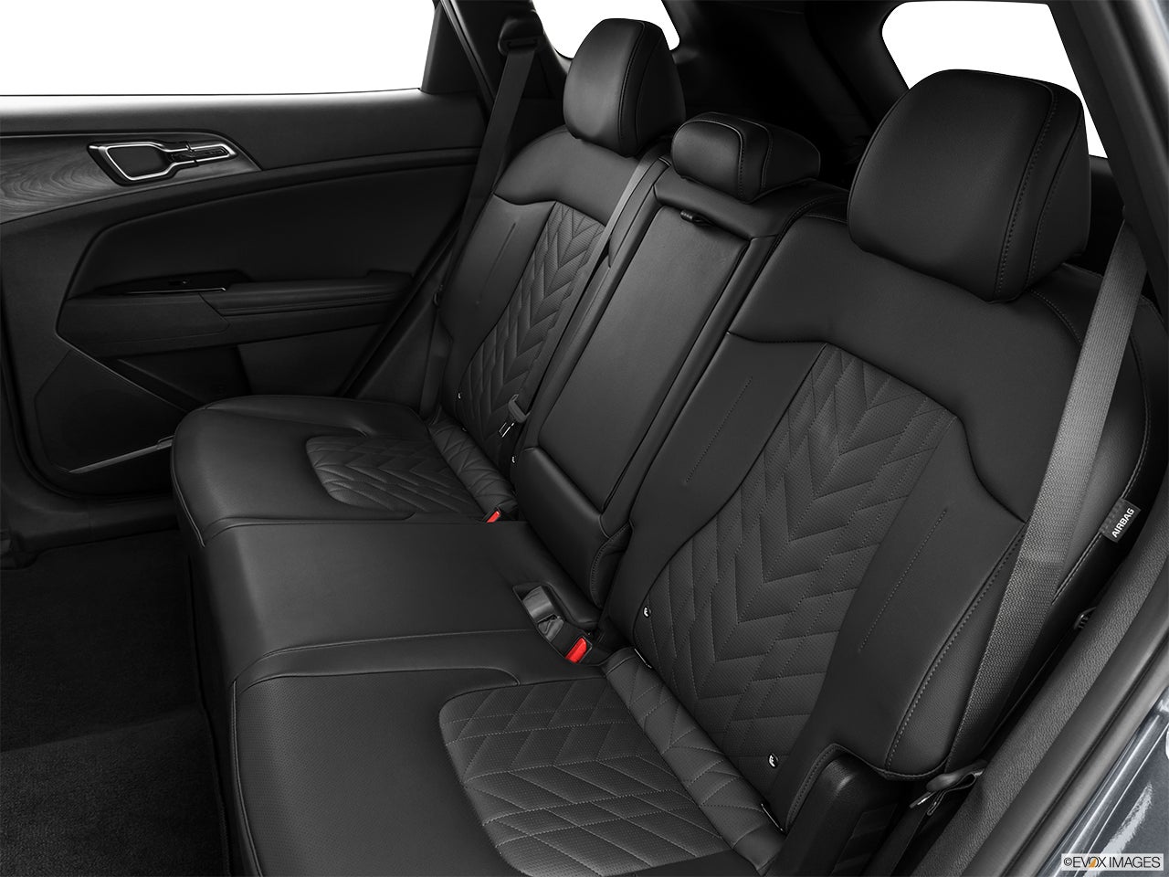 2025 Kia Sportage Plug-In Hybrid photo