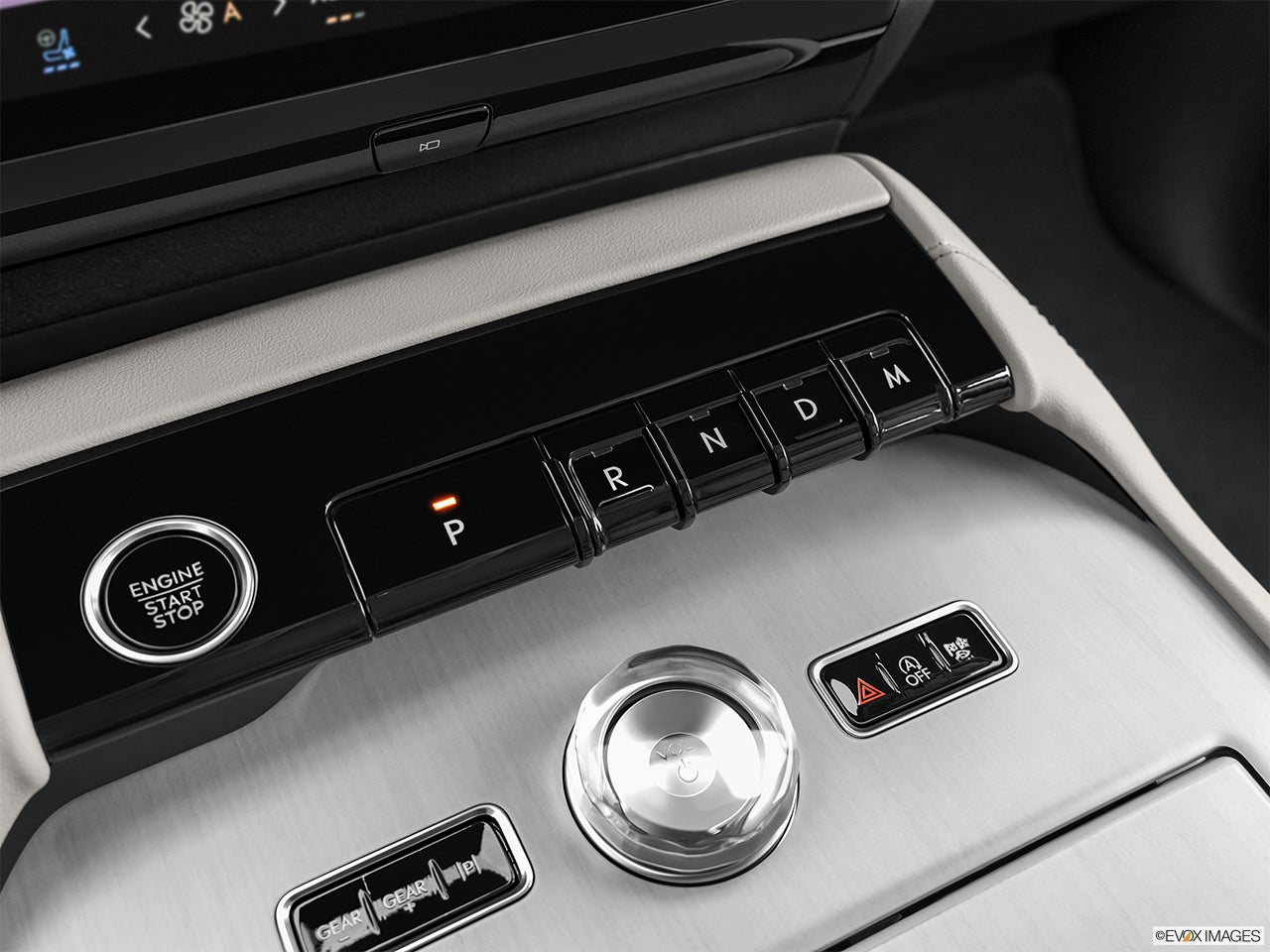 2026 Lincoln Navigator photo