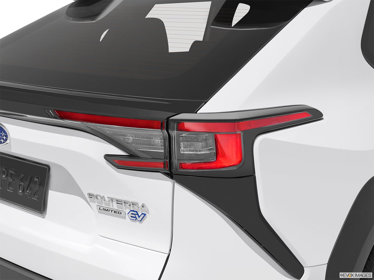 2025 Subaru Solterra photo