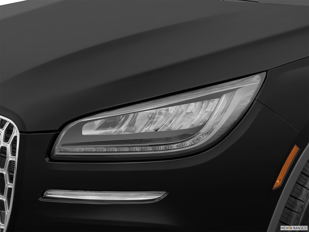 2026 Lincoln Corsair photo