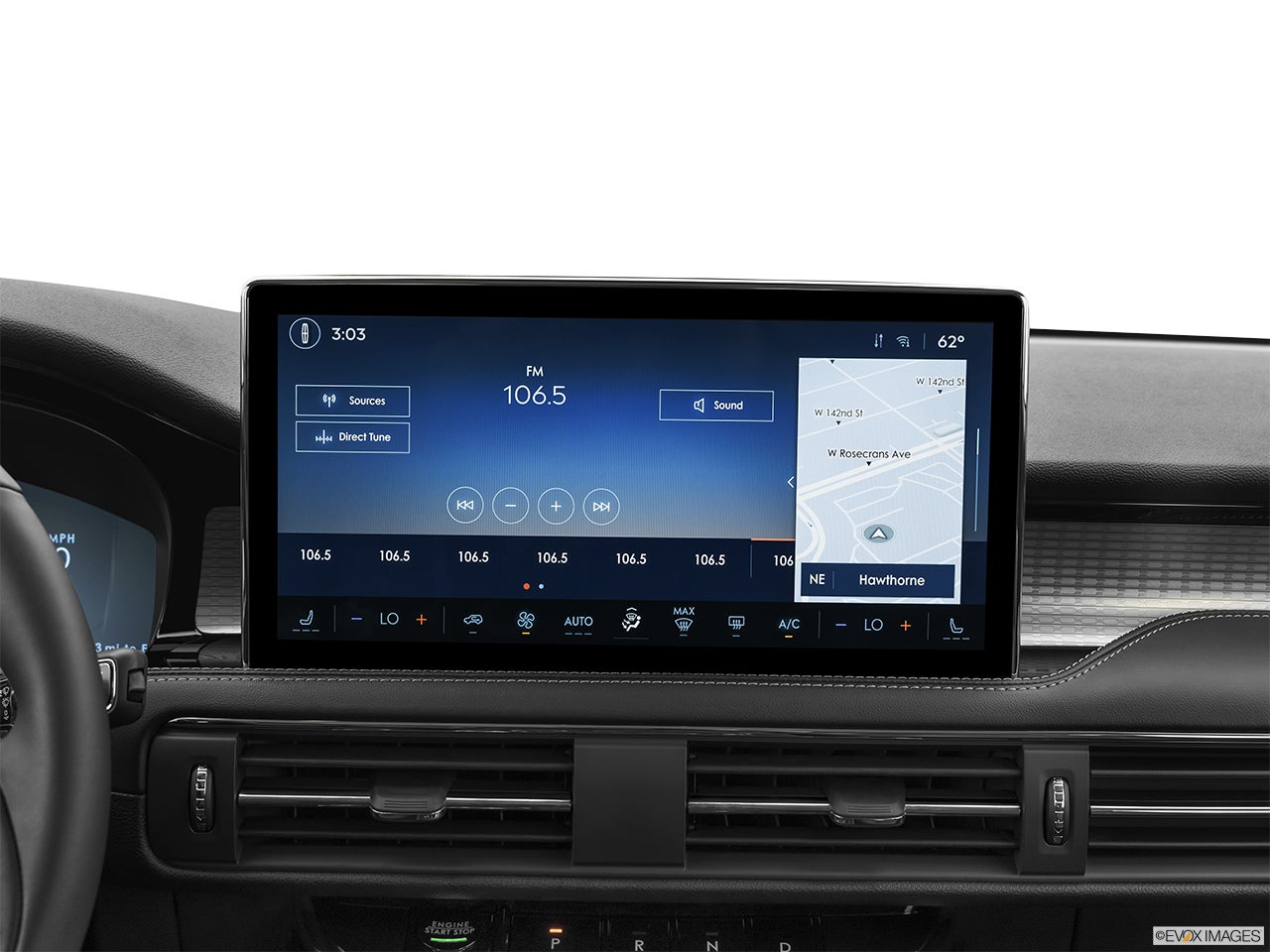 2026 Lincoln Corsair photo