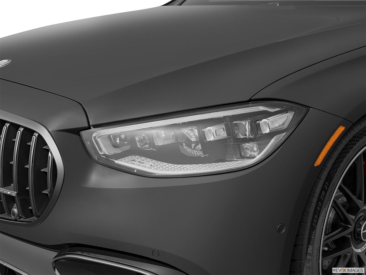 2025 Mercedes-Benz S-Class photo