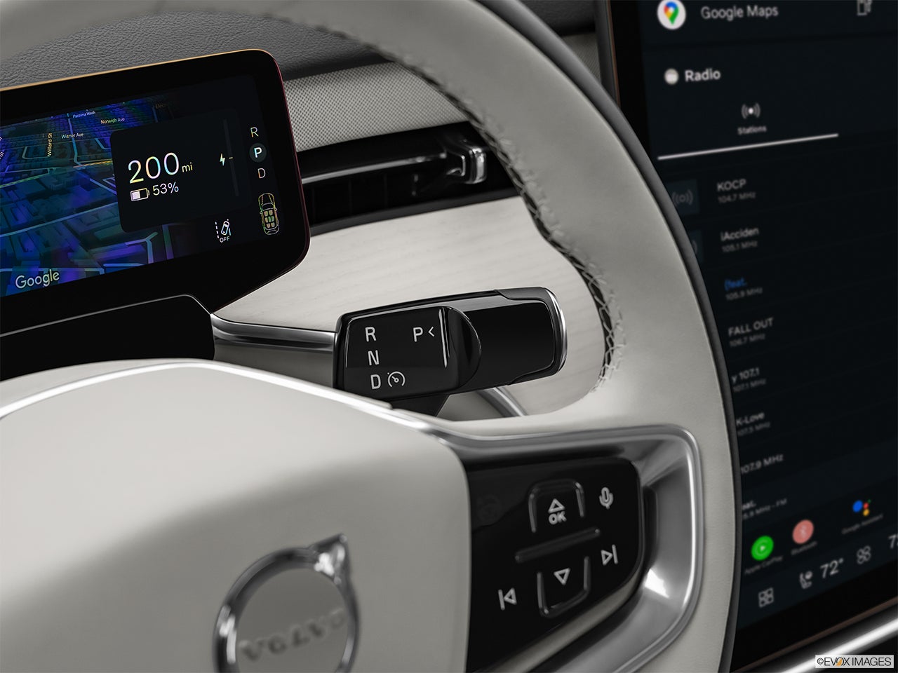 2026 Volvo EX90 photo