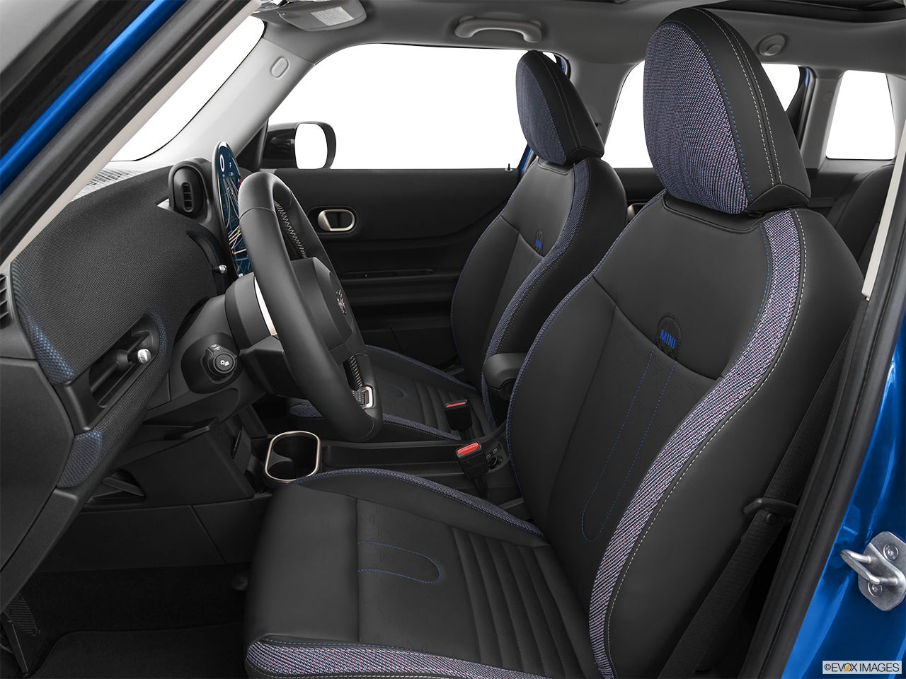 2026 MINI Hardtop 4 Door photo