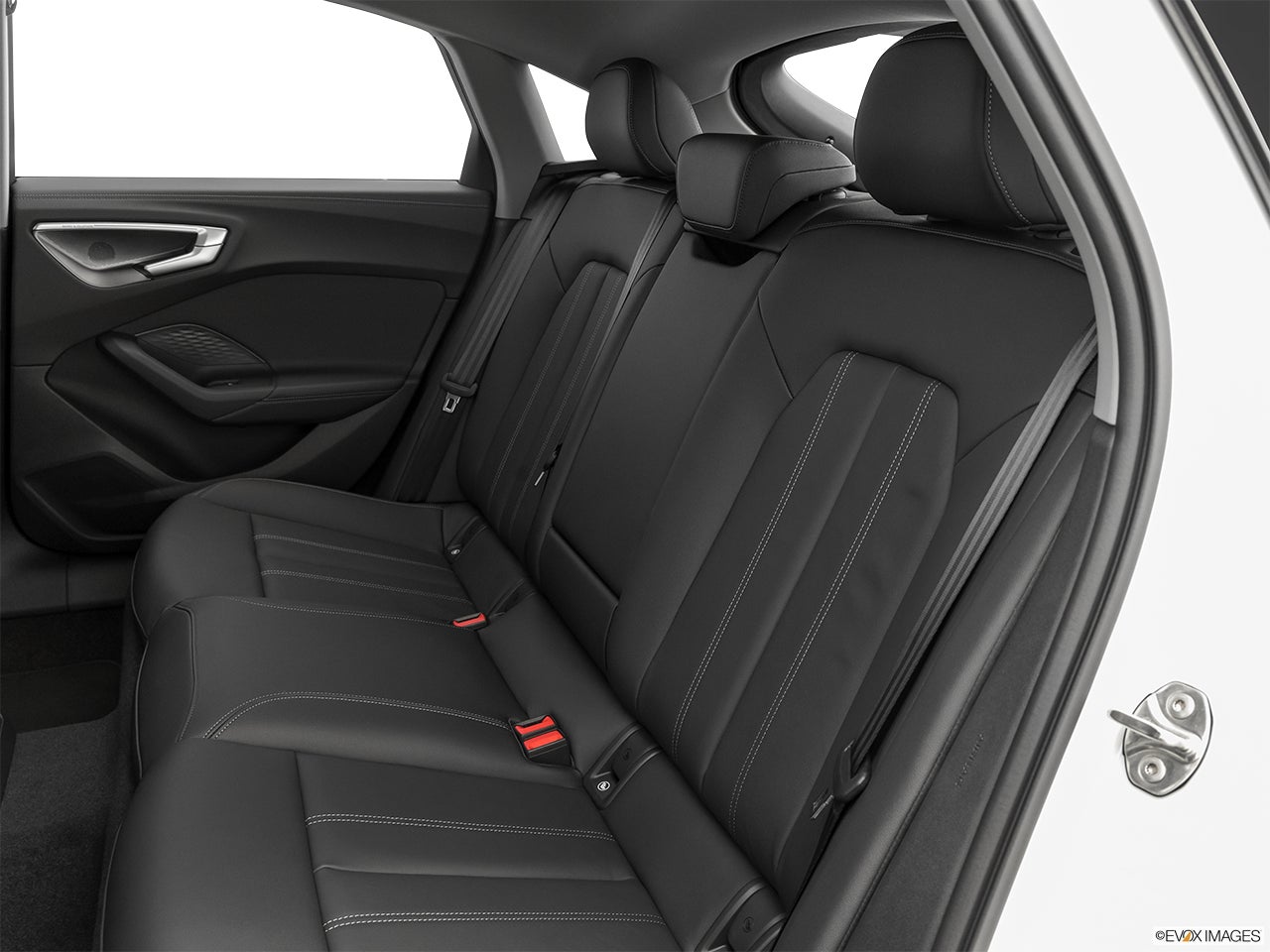 2025 Audi All-new A5 photo