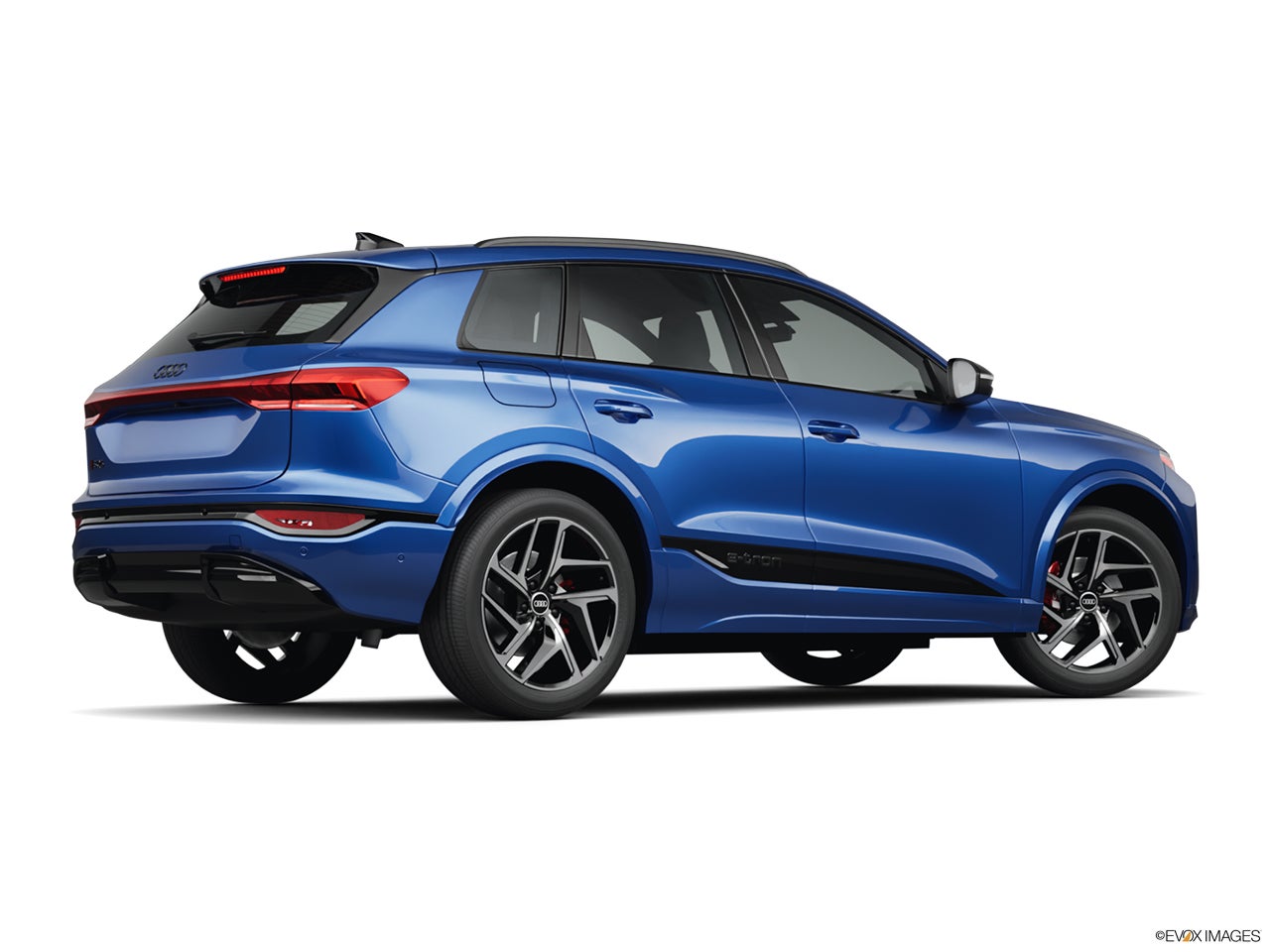 2025 Audi SQ6 e-tron photo