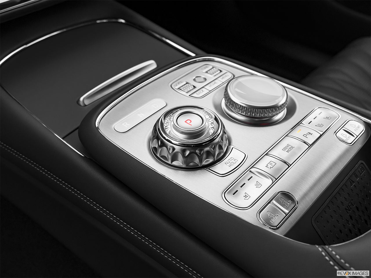 2026 Genesis G90 photo