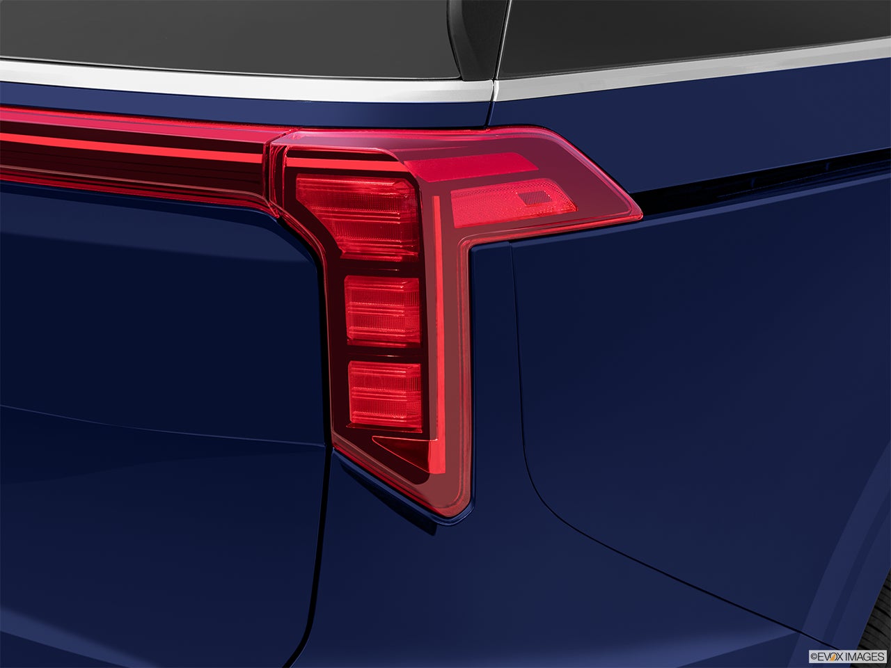 2026 Kia Carnival Hybrid photo