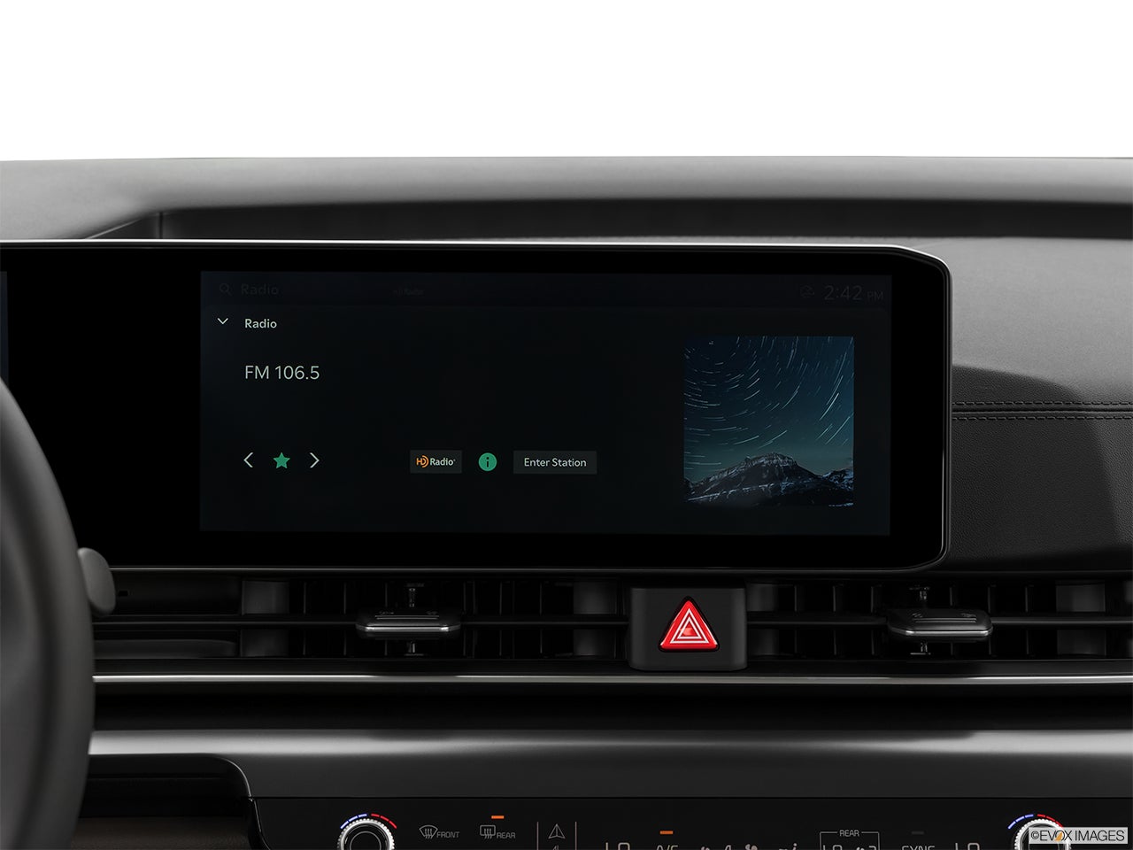 2026 Kia Carnival Hybrid photo