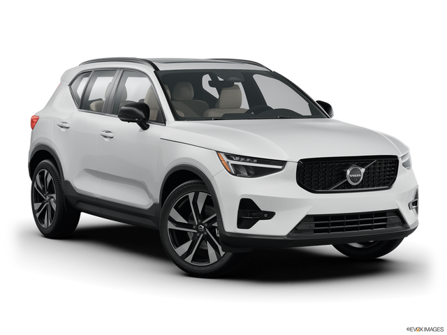 2026 Volvo XC40