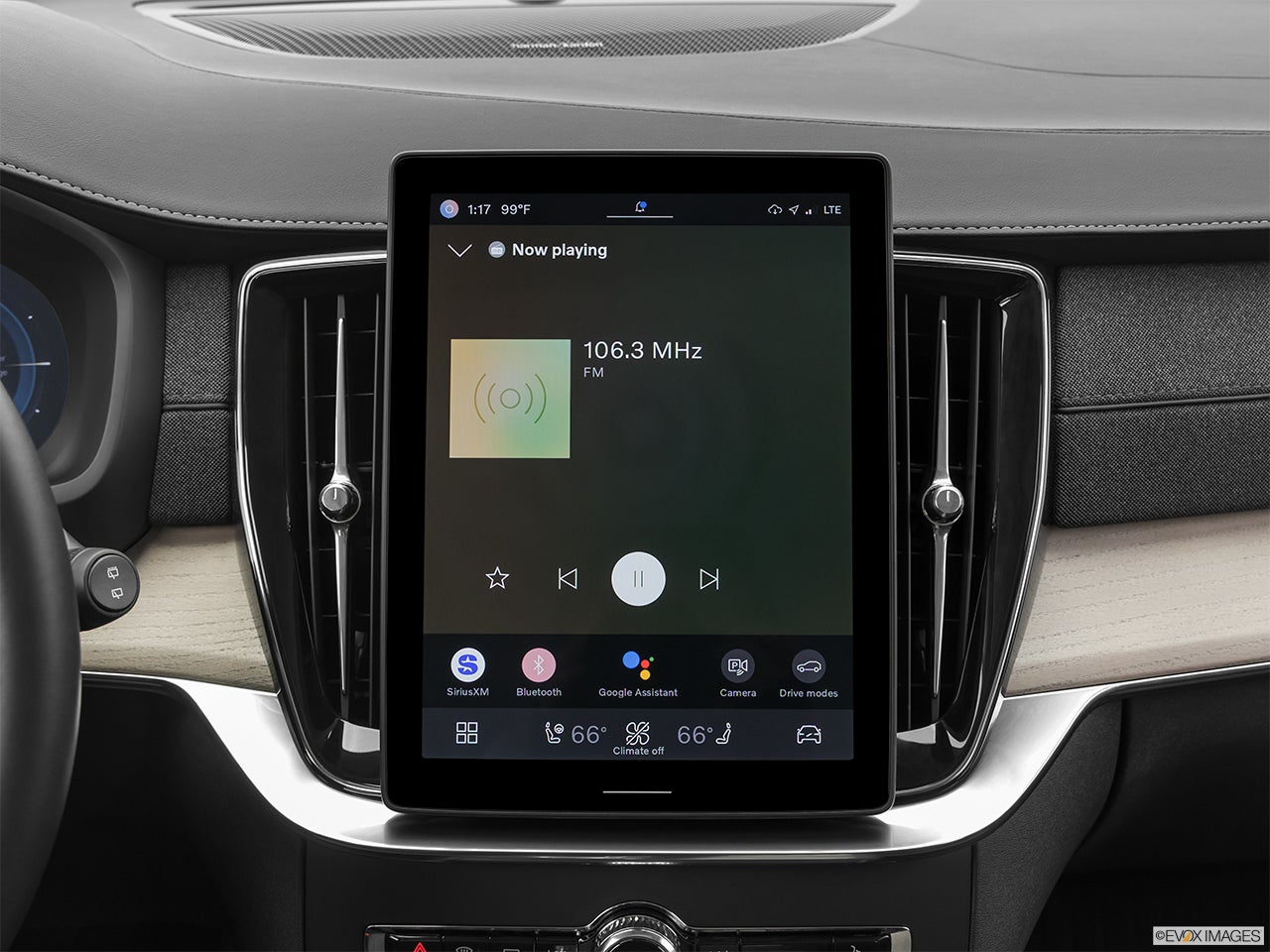 2026 Volvo XC90 photo