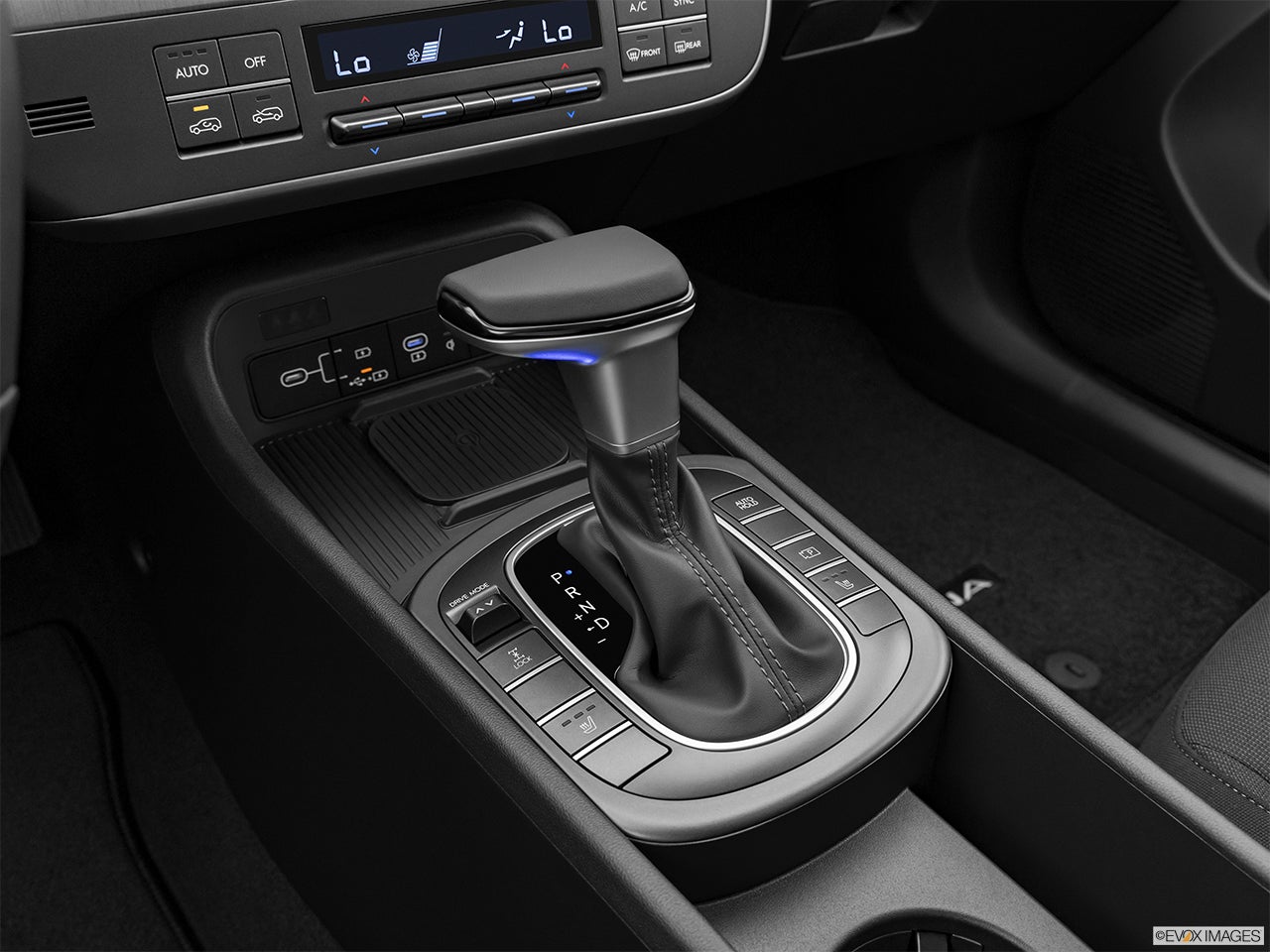 2026 Hyundai KONA photo