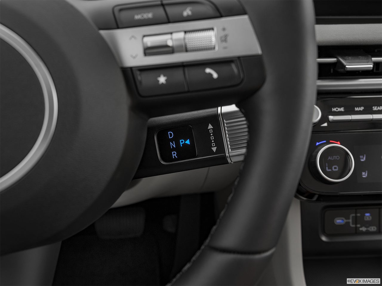 2025 Hyundai TUCSON photo