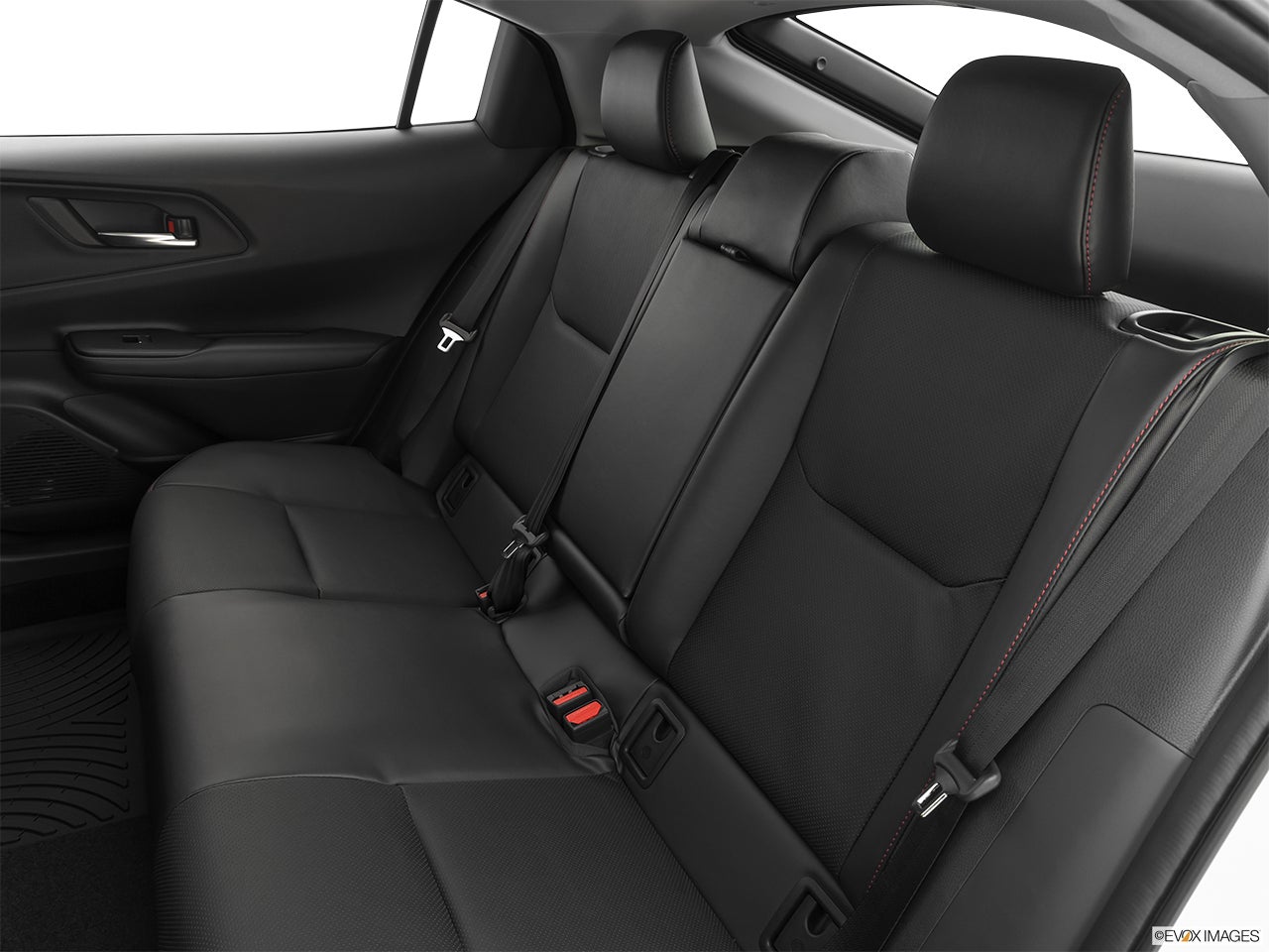 2026 Toyota Prius Plug-in Hybrid photo