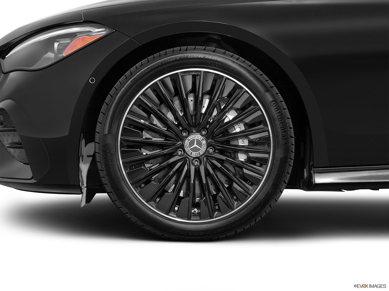 2025 Mercedes-Benz CLE 450 photo