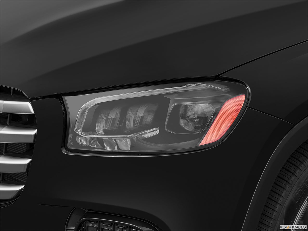 2026 Mercedes-Benz GLS photo