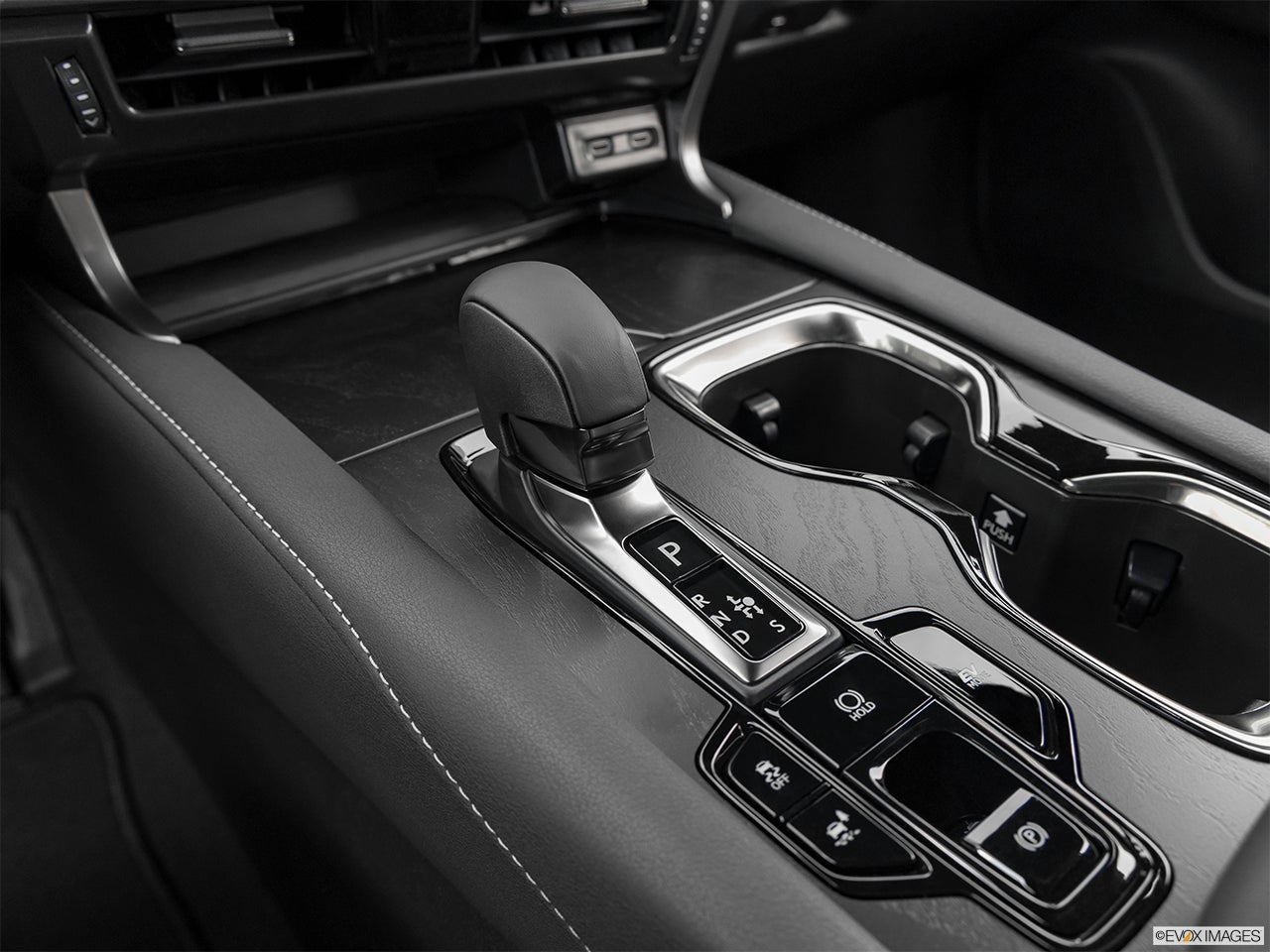 2026 Lexus RX 350h photo