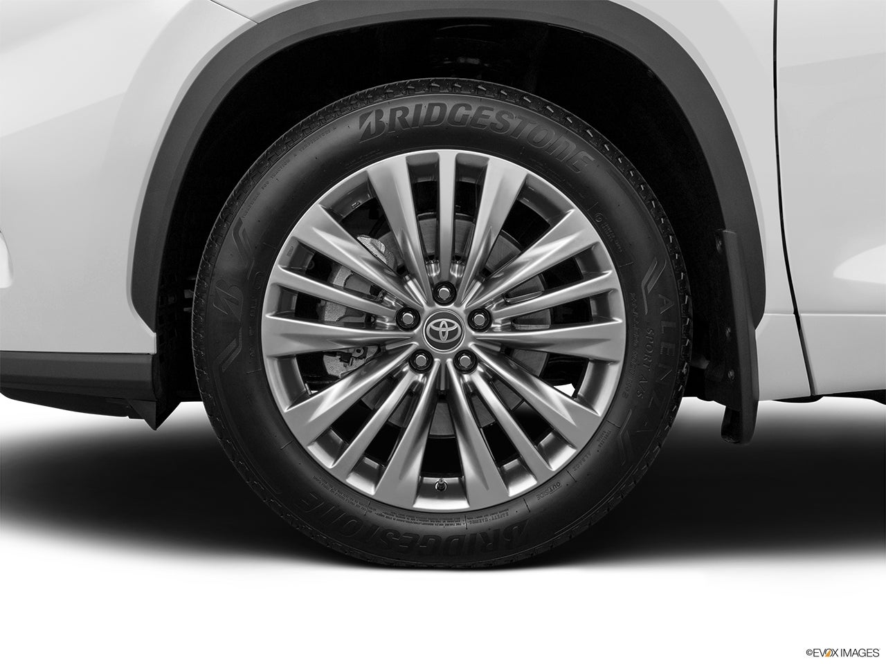 2026 Toyota Highlander photo