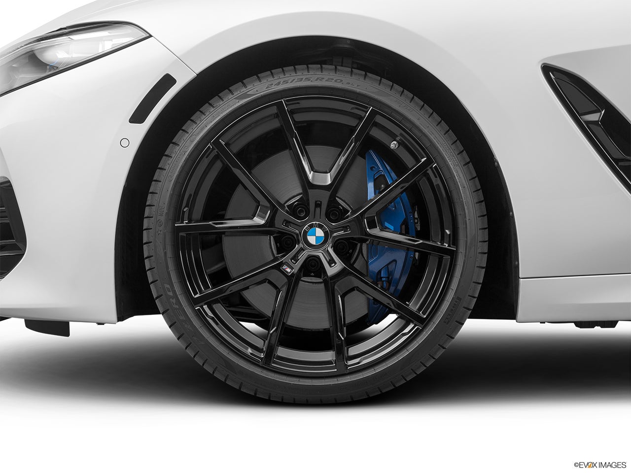 2026 BMW 8 Series photo