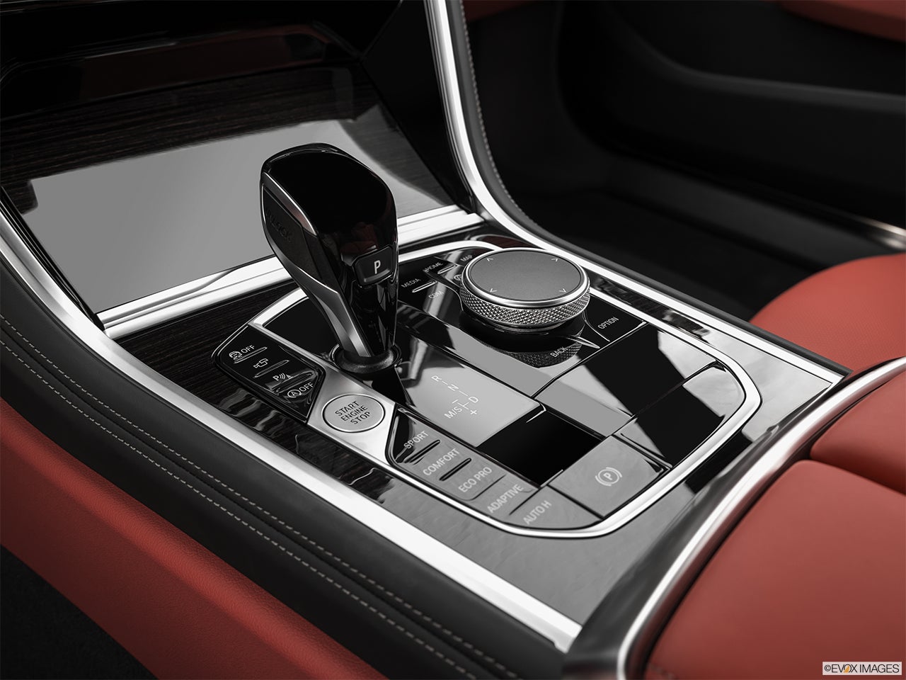 2026 BMW 8 Series photo