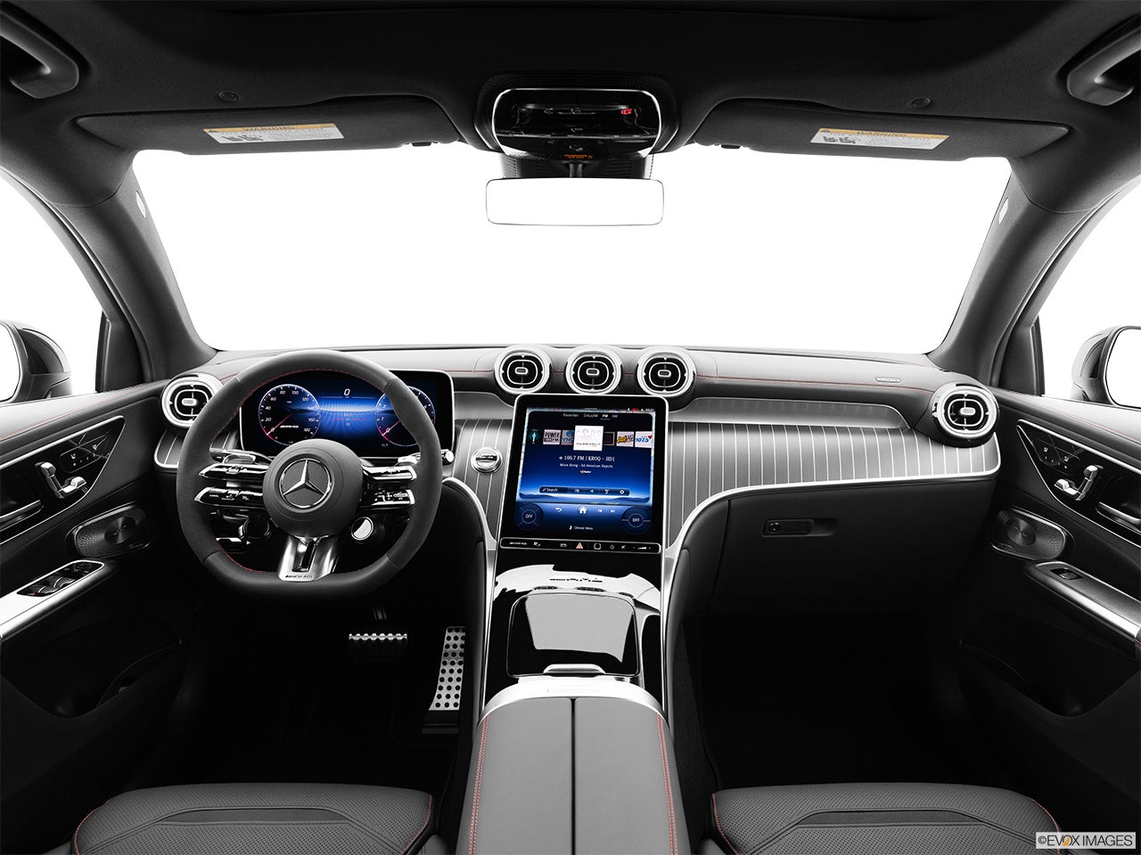 2026 Mercedes-Benz GLC photo