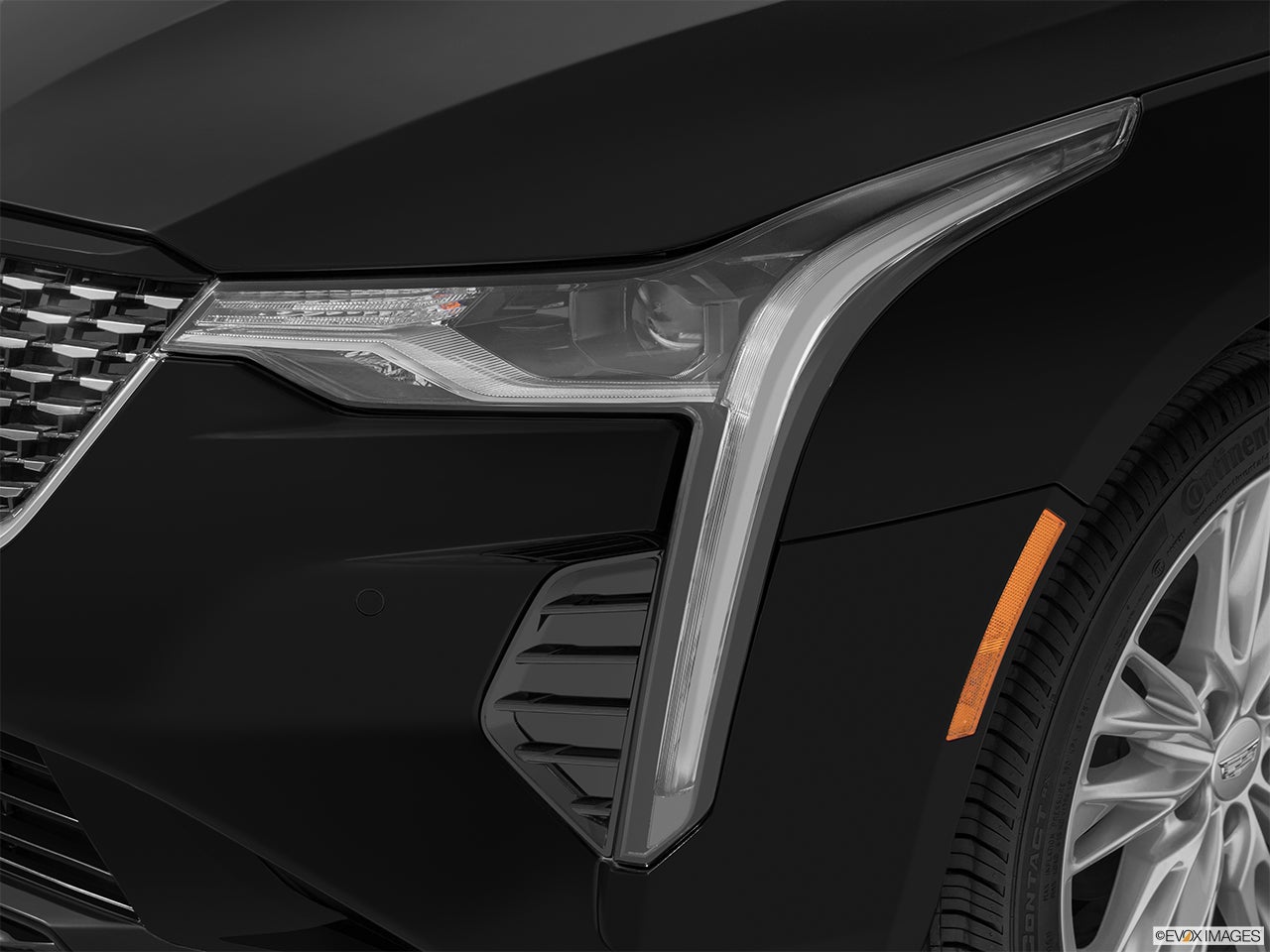 2026 Cadillac CT4 photo