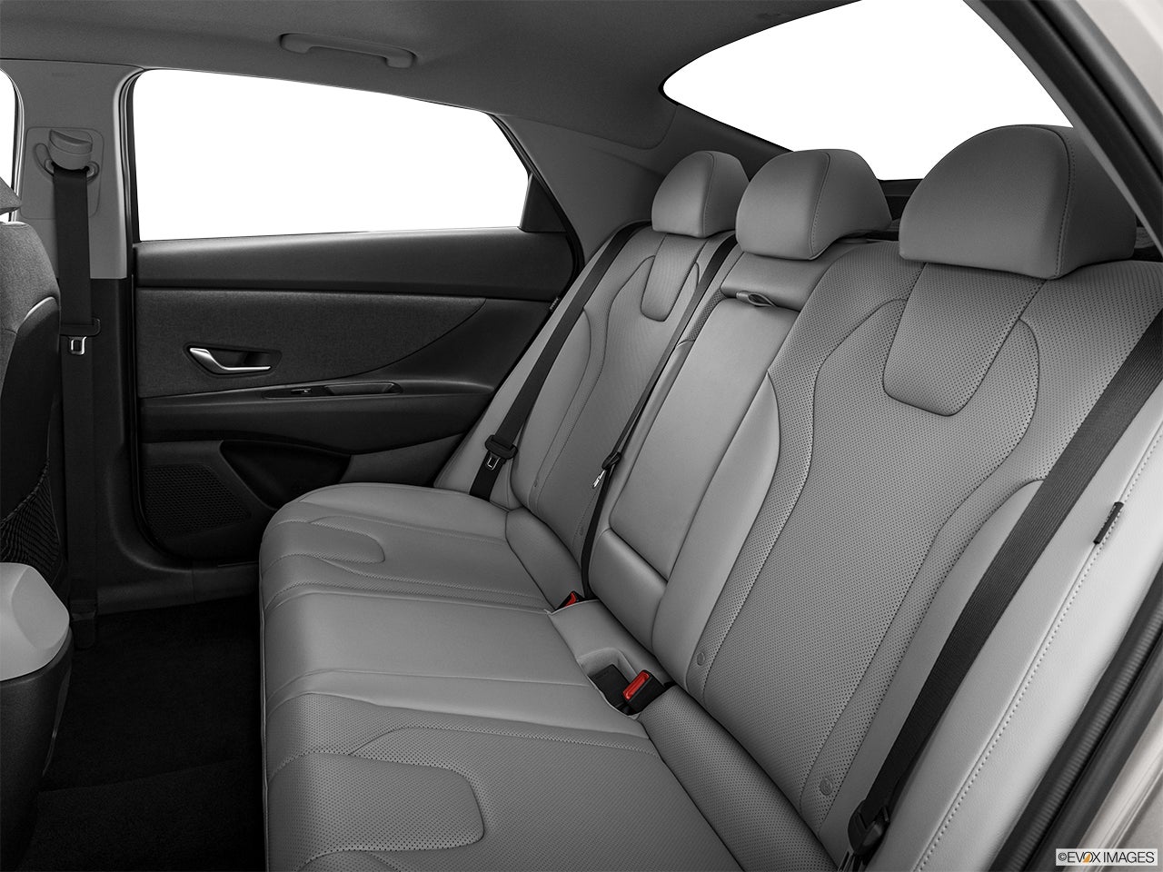 2026 Hyundai ELANTRA photo