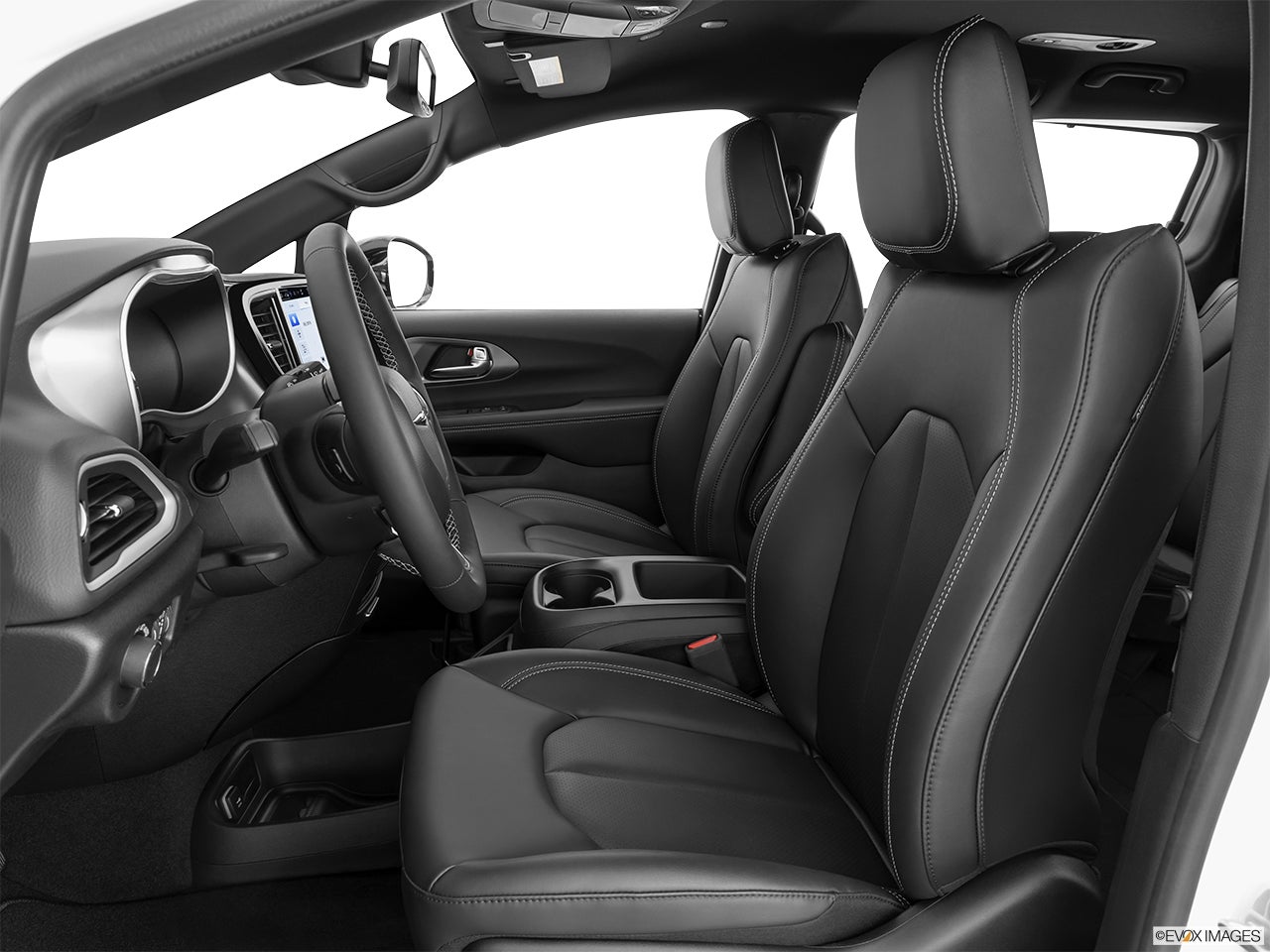 2026 Chrysler Voyager photo